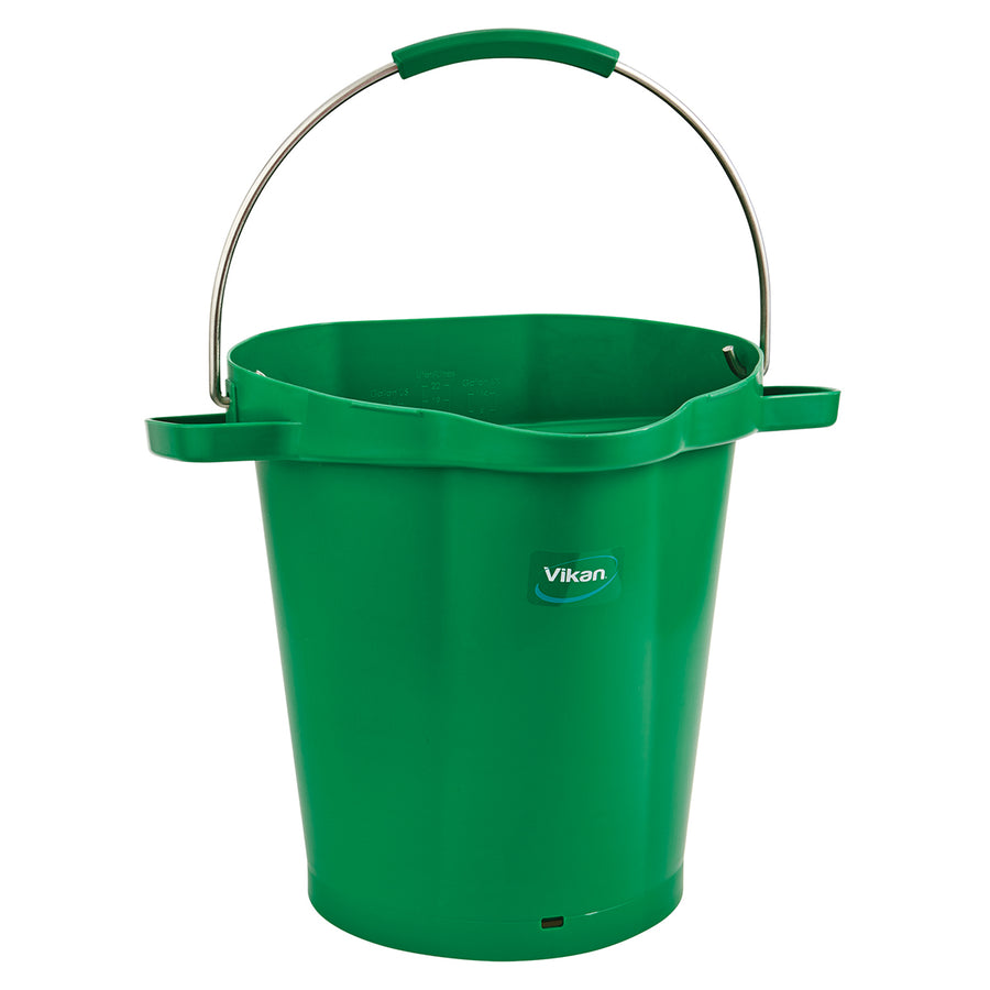 A 5-gallon Vikan bucket with a stainless steel handle, designed for efficient mixing of ingredients. Various colors are available for chemical identification or task-specific use.