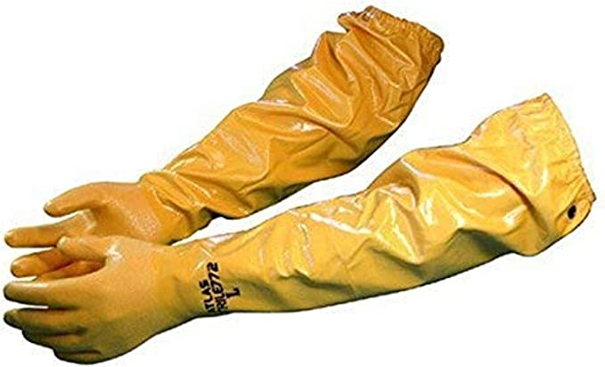 SHOWA 772 Chemical Resistant Glove - Full-arm protection, oil-resistant, and antibacterial for extended use.