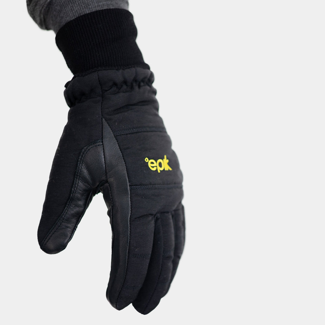 Epik Ice Wave Freezer Glove Black worn