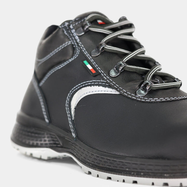 Epik Oxford Safety Shoe close up leather waterproof