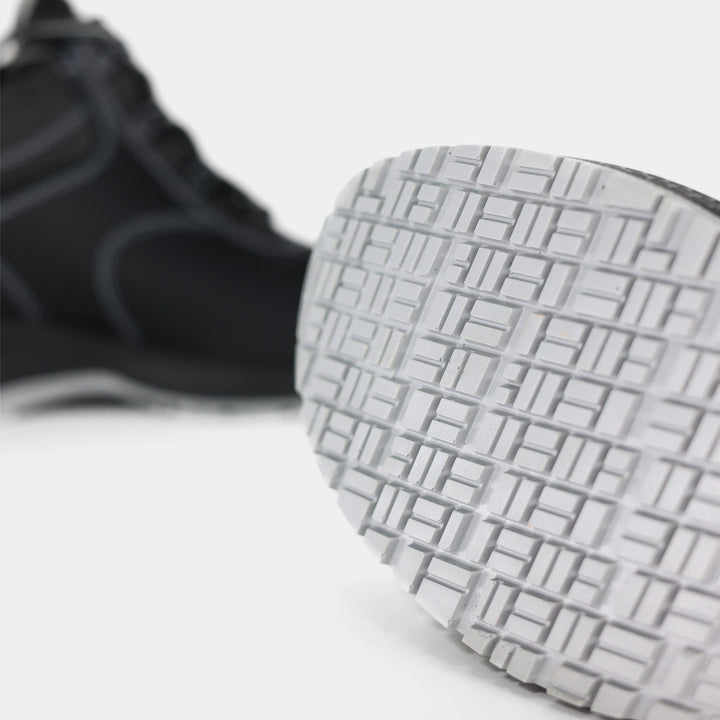 Epik Oxford Safety Shoe close up tread bottom