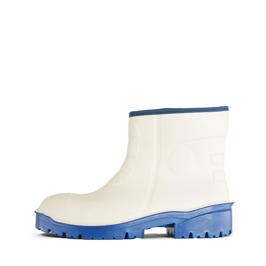 Pace Short Safety Boot - In white with a Durable, slip-resistant, and easy on/off design. Composite safety toe for added protection. Stylish and practical for daily wear.